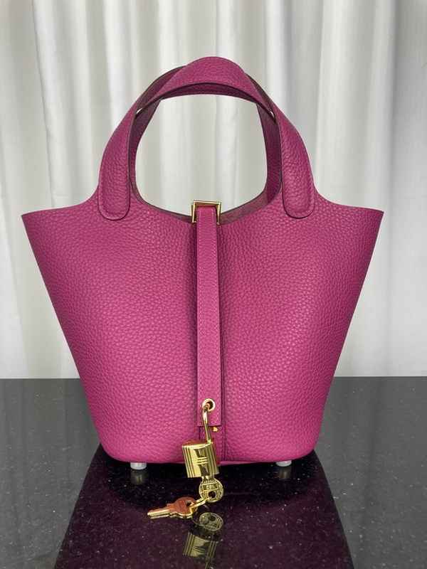 Hermes Handbags 135